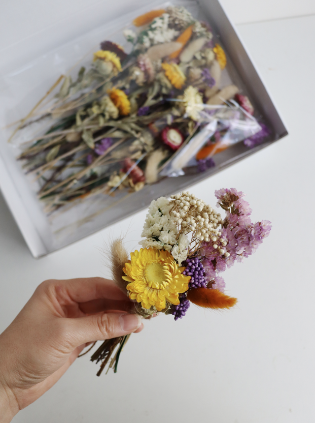 Dried Organic Wildflower DIY Craft kit with preserved wildflowers and twine to create your own bouquet, jewelry, soap making