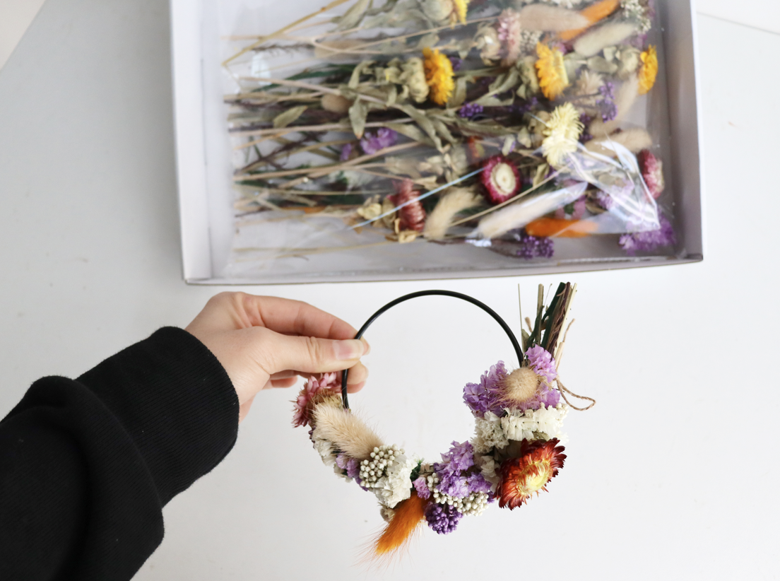 Dried Organic Wildflower DIY Craft kit with preserved wildflowers and twine to create your own bouquet, jewelry, soap making